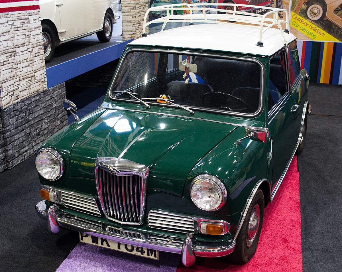 Riley Mini